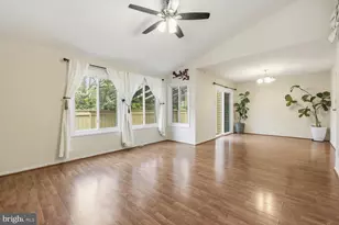 20202 Lea Pond Pl, Montgomery Village, MD 20886 - Photo 3