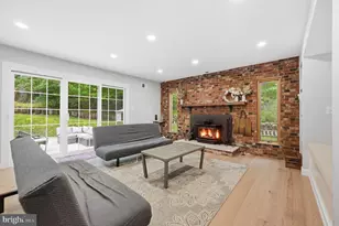 25135 Hickory Ridge Ln, Gaithersburg, MD 20882 - Photo 11