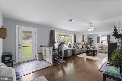 26109 Cornor Drive, Damascus, MD 20872 - Photo 3