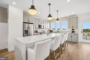 996 Exchange Ave, Gaithersburg, MD 20878 - Photo 5