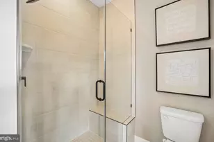996 Exchange Ave, Gaithersburg, MD 20878 - Photo 19