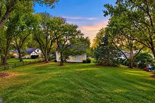 12900 Meadow View Dr, Gaithersburg, MD 20878 - Photo 5