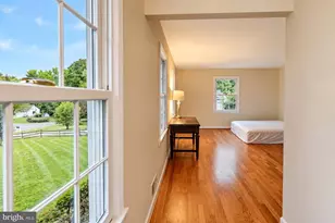 12900 Meadow View Dr, Gaithersburg, MD 20878 - Photo 27
