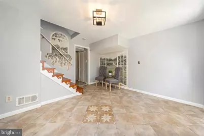19052 Capehart Drive, Gaithersburg, MD 20886 - Photo 3