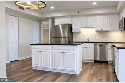 5450 Whitley Park Terrace #612, Bethesda, MD 20814 - Photo 11
