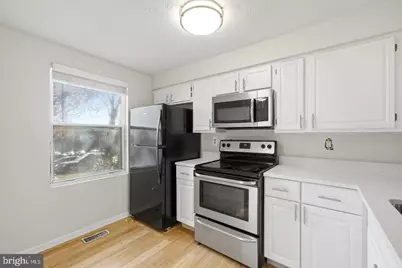 18916 Port Haven Place, Germantown, MD 20874 - Photo 5