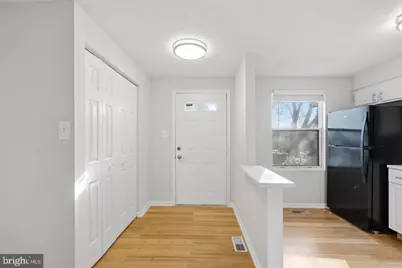 18916 Port Haven Place, Germantown, MD 20874 - Photo 3