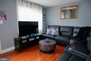 17753 Larchmont Terrace, Gaithersburg, MD 20877 - Photo 3