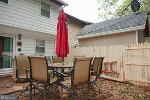 17753 Larchmont Terrace, Gaithersburg, MD 20877 - Photo 27