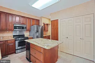 8035 Quarry Ridge Way, Bethesda, MD 20817 - Photo 13