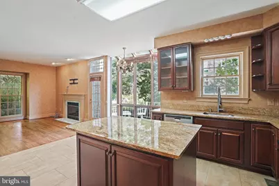 8035 Quarry Ridge Way, Bethesda, MD 20817 - Photo 11