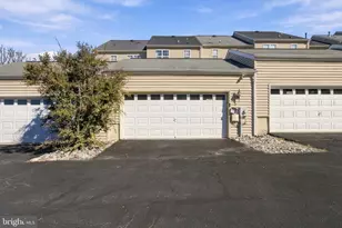 13430 Dutrow Dr, Clarksburg, MD 20871 - Photo 31