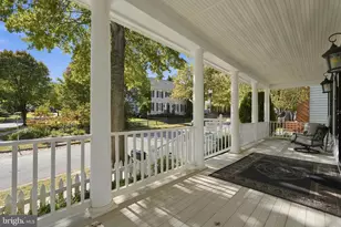 934 Rockborn St, Gaithersburg, MD 20878 - Photo 3