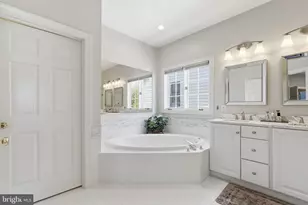 934 Rockborn St, Gaithersburg, MD 20878 - Photo 31