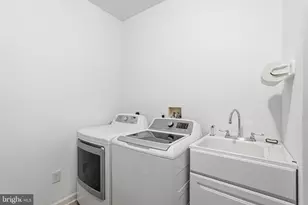 934 Rockborn St, Gaithersburg, MD 20878 - Photo 37