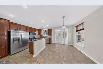 2148 Little Sorrel Way, Silver Spring, MD 20902 - Photo 3