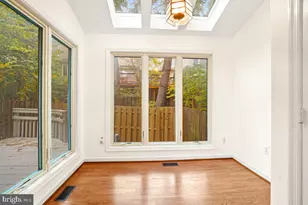 20323 Cedarhurst Way, Germantown, MD 20876 - Photo 19
