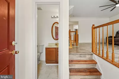 20323 Cedarhurst Way, Germantown, MD 20876 - Photo 3