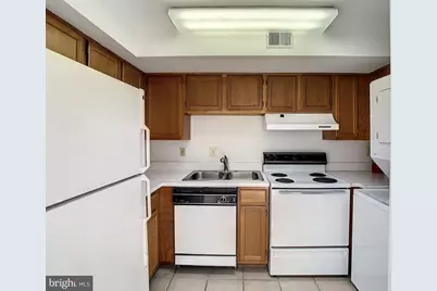 121 Selby Street, Gaithersburg, MD 20878 - Photo 47