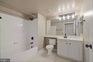 11710 Old Georgetown Rd, North Bethesda, MD 20852 - Photo 31