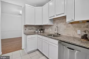 110 Chevy Chase St, Gaithersburg, MD 20878 - Photo 3