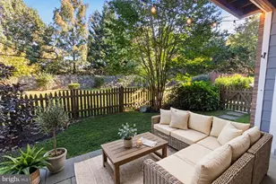110 Chevy Chase St, Gaithersburg, MD 20878 - Photo 27