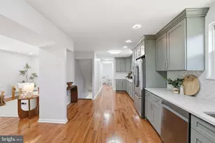 8910 Alliston Hollow Way, Gaithersburg, MD 20879 - Photo 9