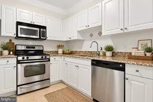 16 Granite Pl, Gaithersburg, MD 20878 - Photo 13