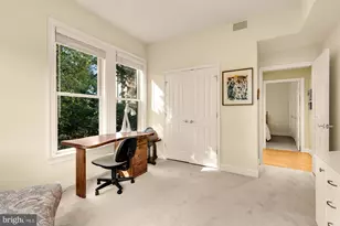 10400 Strathmore Park Ct, North Bethesda, MD 20852 - Photo 39