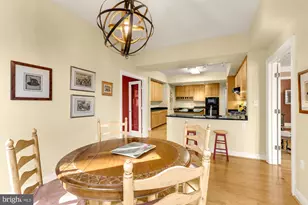 10400 Strathmore Park Ct, North Bethesda, MD 20852 - Photo 25