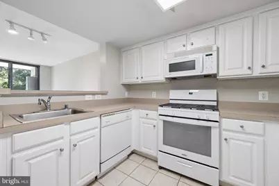 11710 Old Georgetown Road #225, North Bethesda, MD 20852 - Photo 11