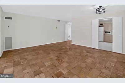 4620 N Park Avenue #811E, Chevy Chase, MD 20815 - Photo 5