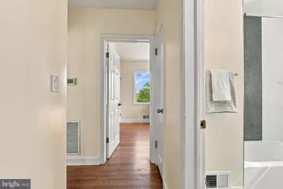 23737 Woodfield Road, Gaithersburg, MD 20882 - Photo 21