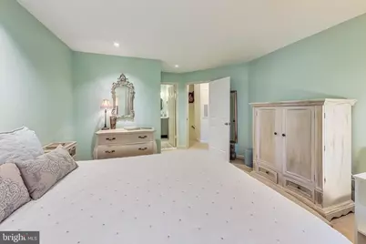 5701 Chapman Mill Drive #350, Rockville, MD 20852 - Photo 27