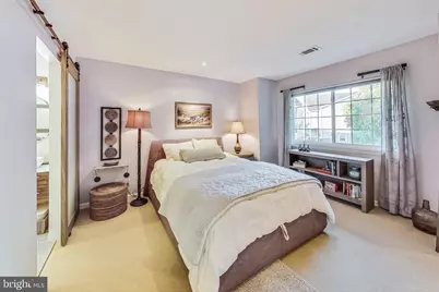 5701 Chapman Mill Drive #350, Rockville, MD 20852 - Photo 19