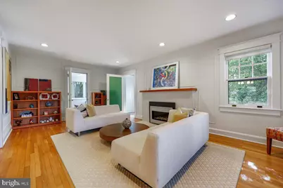 4423 Bradley Lane, Chevy Chase, MD 20815 - Photo 5