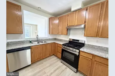 11125 Little Fox Lane, Germantown, MD 20876 - Photo 5