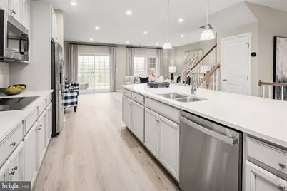 190 Lawndale Drive #1010H, Bowie, MD 20716 - Photo 5