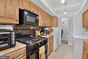 10250 Prince Pl, Upper Marlboro, MD 20774 - Photo 7