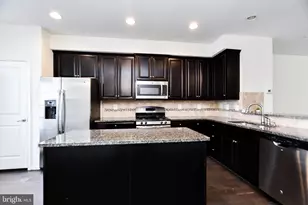 5608 Glover Park Dr, Upper Marlboro, MD 20772 - Photo 11