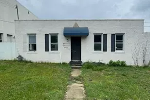 4805 42nd Pl, Hyattsville, MD 20781 - Photo 1