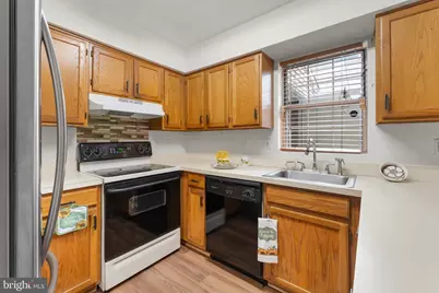 1008 Hanbury Court, Capitol Heights, MD 20743 - Photo 17