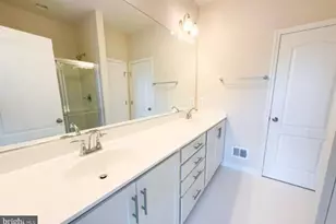 2729 Lanham Hill Cir, Upper Marlboro, MD 20774 - Photo 13