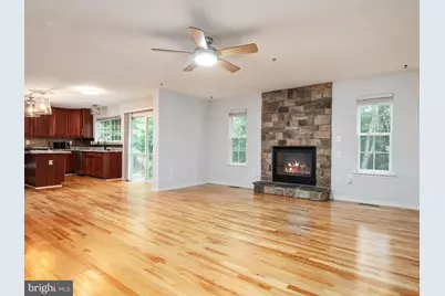 3716 Hill Park Drive, Temple Hills, MD 20748 - Photo 19