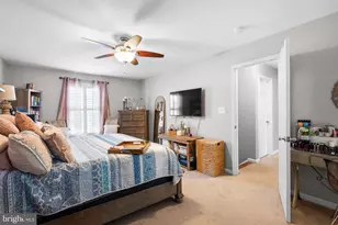 206 Royal Oak Cir, Landover, MD 20785 - Photo 21