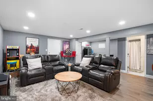 206 Royal Oak Cir, Landover, MD 20785 - Photo 27