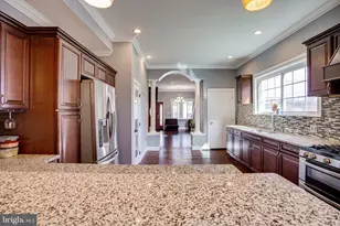 3406 41st Ave, Brentwood, MD 20722 - Photo 11