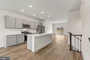 10624 Meridian Hill Way, Upper Marlboro, MD 20772 - Photo 5