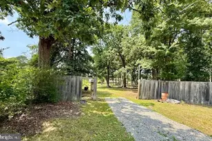 6807 Allentown Rd, Temple Hills, MD 20748 - Photo 1