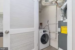 1842 Dutch Village, Landover, MD 20785 - Photo 9